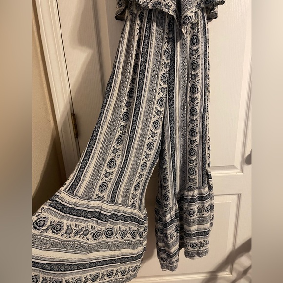 American Eagle Blue Floral Strapless Jumpsuit Sz M Beach Boho Party - Picture 3 of 9